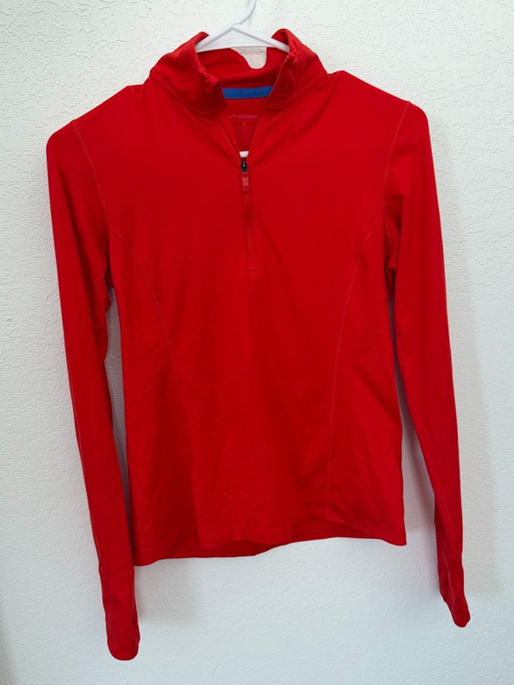 Brooks long sleeve quarter zip